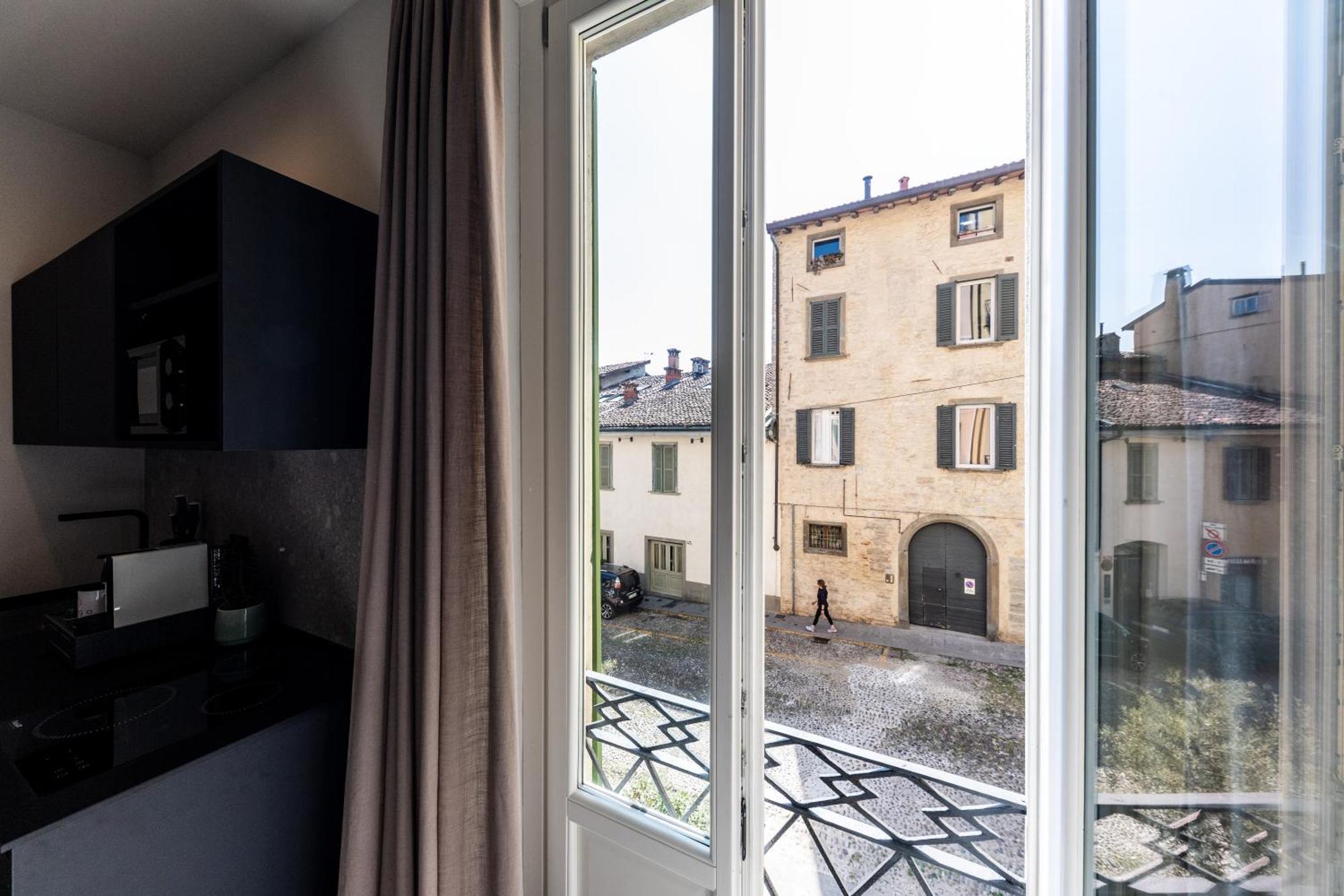 Appartamento Rego - Boutique With Some Off-site In A Charming Historic District Close To Upper Town *